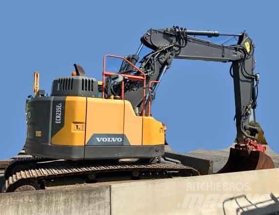 Volvo ECR 235 E Bagri goseničarji