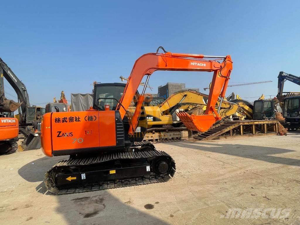 Hitachi ZX 70 Midi bagri 7t – 12t