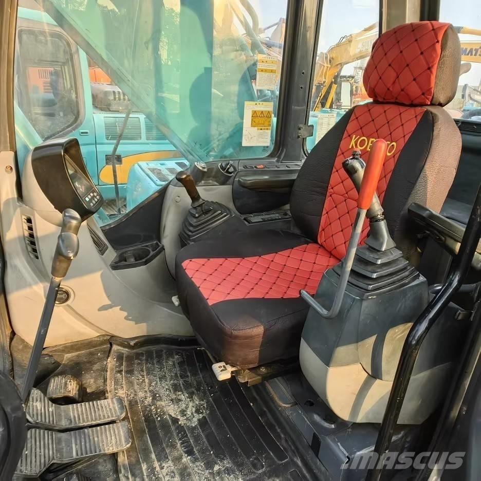 Kobelco SK 200 Bagri goseničarji