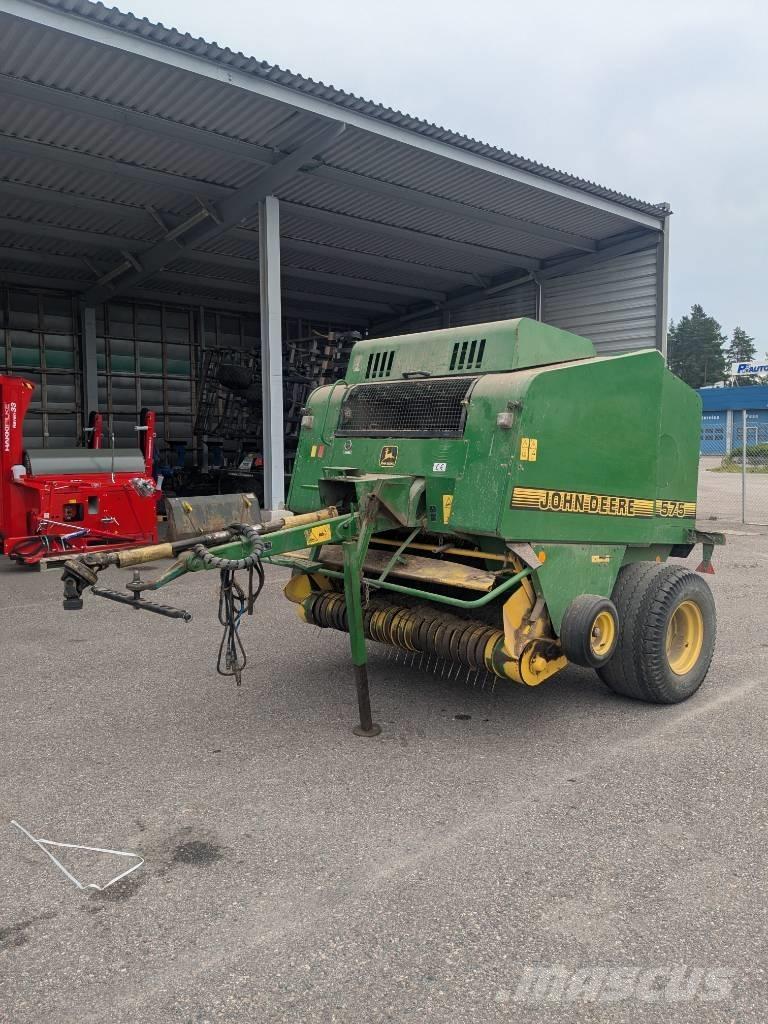 John Deere 575 Balirke (okrogle bale)