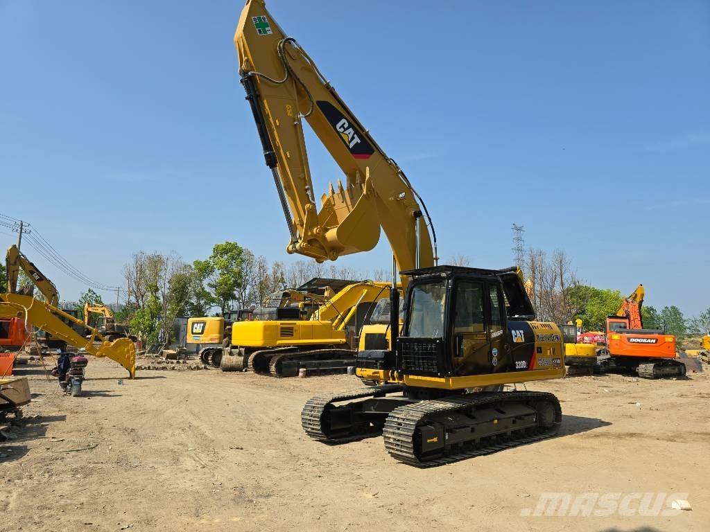 CAT 320 D 2 Midi bagri 7t – 12t