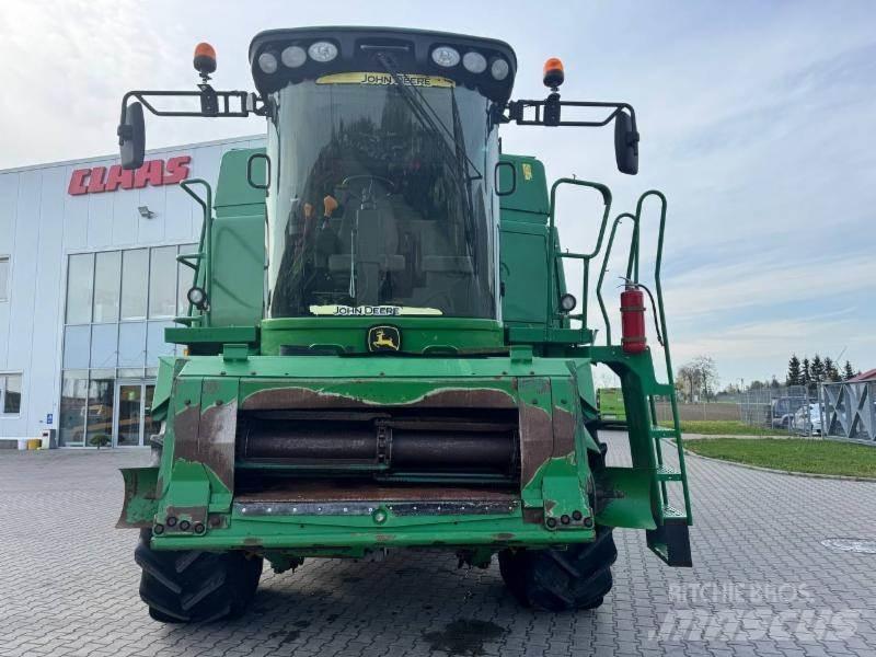 John Deere T 550 Kombajni