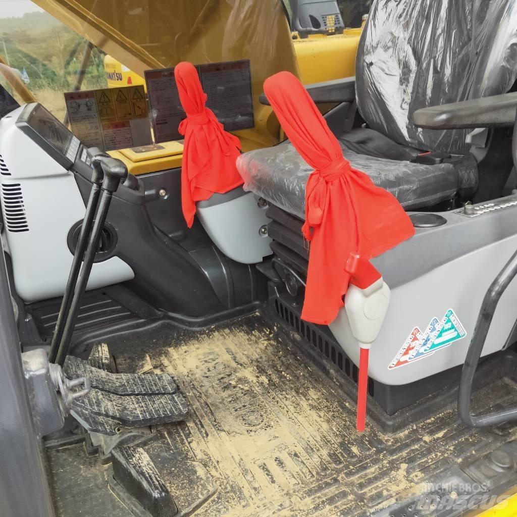 Komatsu PC200-8 Bagri goseničarji