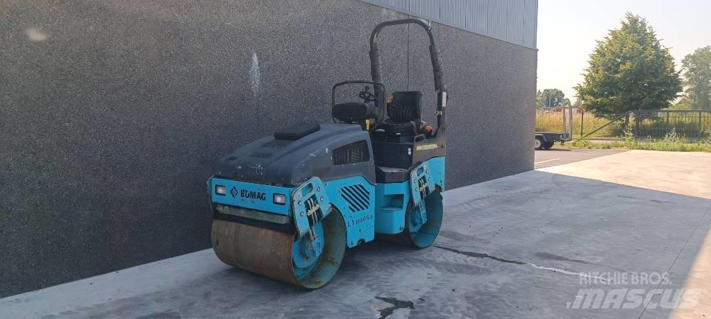 Bomag BW 100 AD-4 Dvojni valjarji