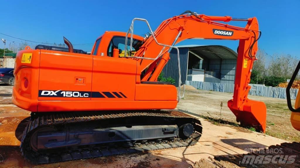 Hitachi ZX 210 Bagri goseničarji