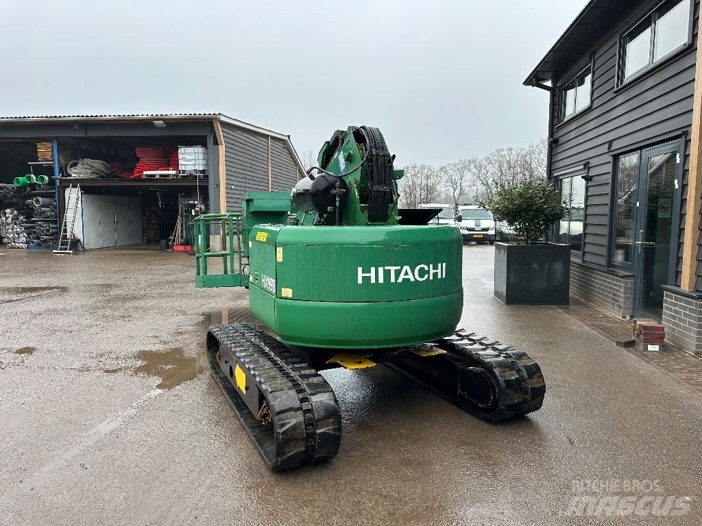 Hitachi HX 99 B Teleskopske dvižne ploščadi