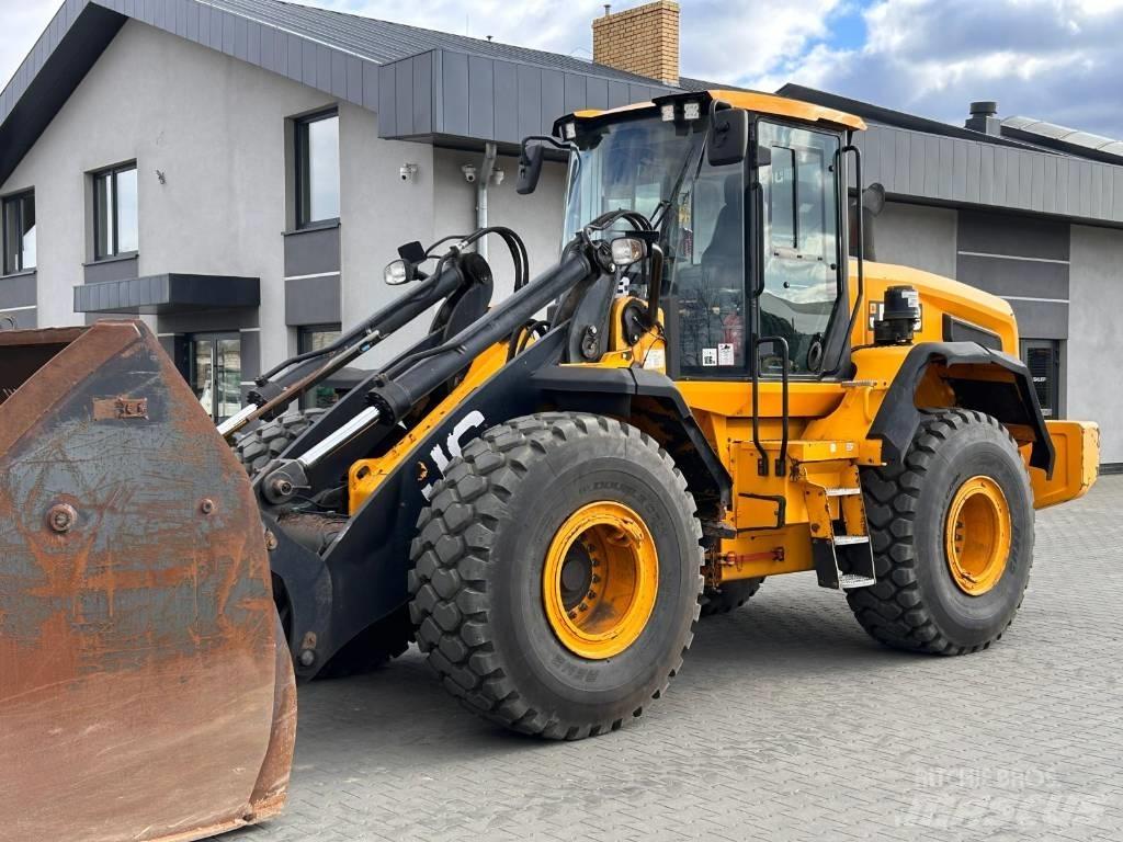 JCB 457 HT T4F Kolesni nakladalci