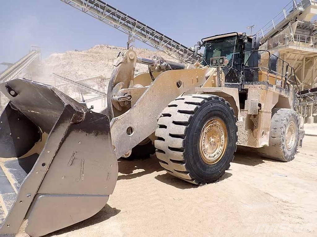 CAT 988K Kolesni nakladalci