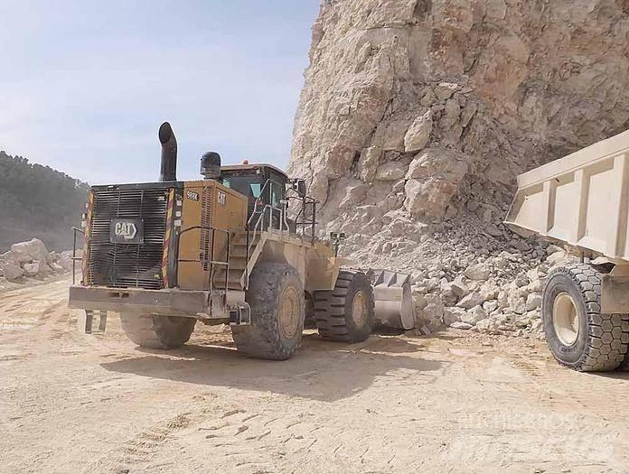 CAT 988K Kolesni nakladalci