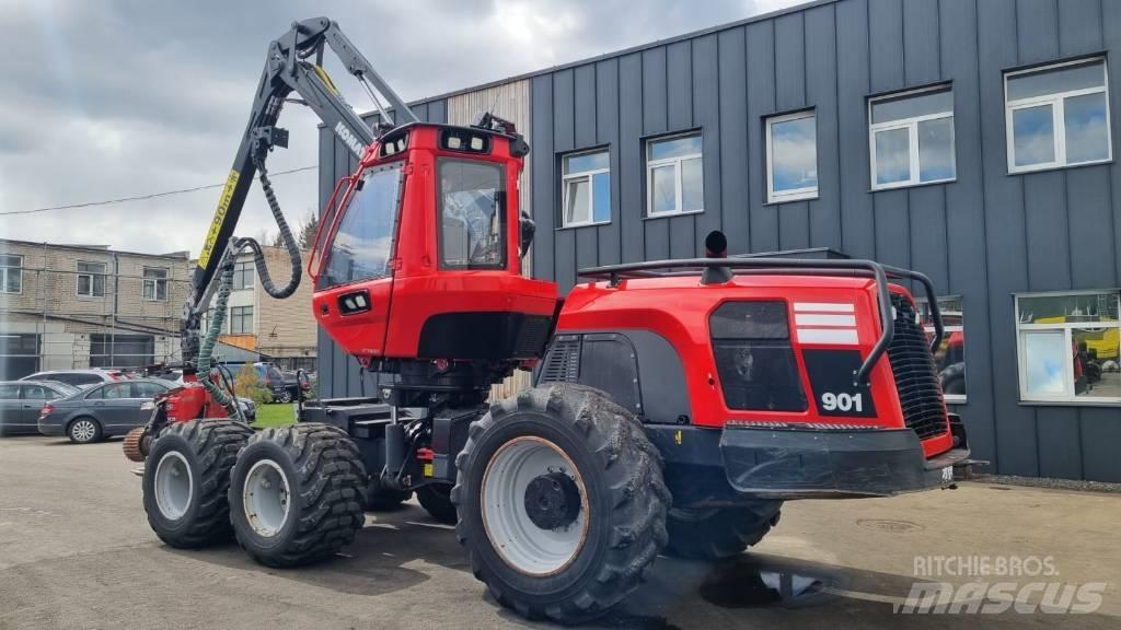 Komatsu 901 Harvesterji