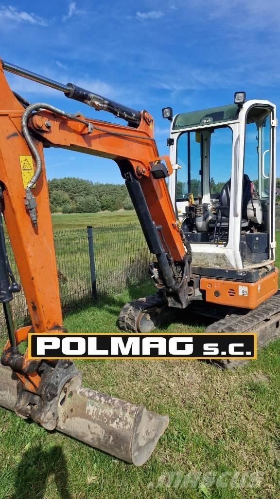 Hitachi ZX 26 Mini bagri <7t