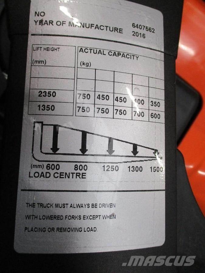 BT SPE120 XR Električni nizko dvižni viličar s stojiščem