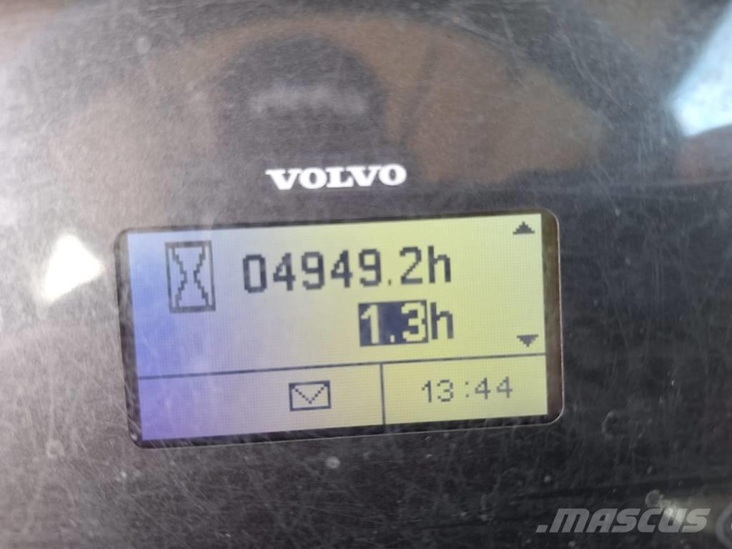 Volvo L35G Kolesni nakladalci
