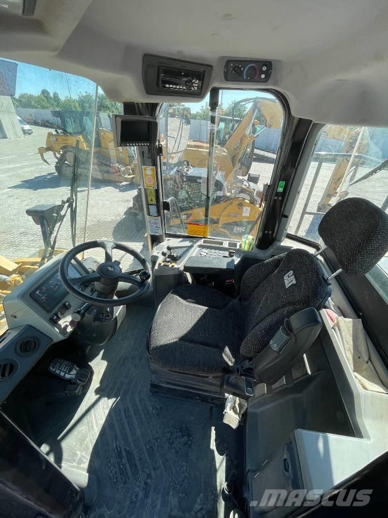 CAT 950 GC Kolesni nakladalci