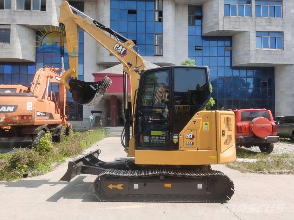 CAT 306 Mini bagri <7t