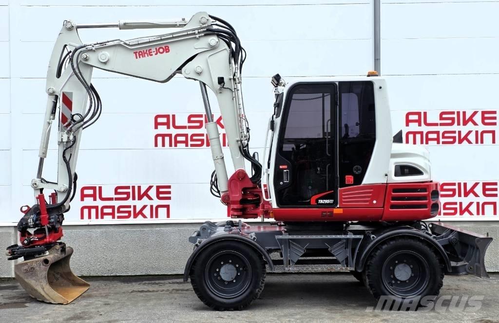 Takeuchi TB 295 W Bagri na kolesih