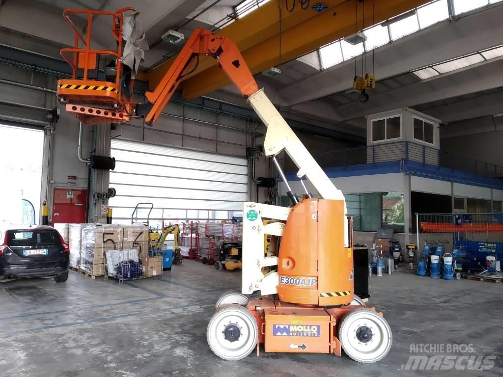 JLG E 300 AJP Zglobne dvižne ploščadi