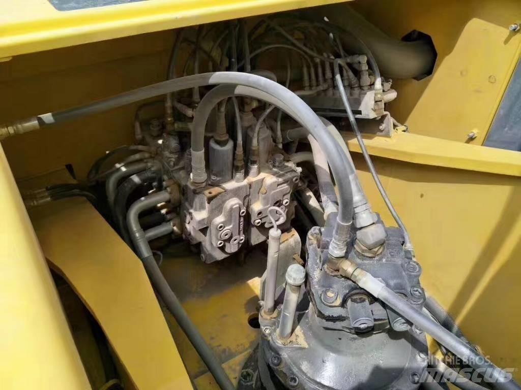 Kobelco SK 250 Bagri goseničarji