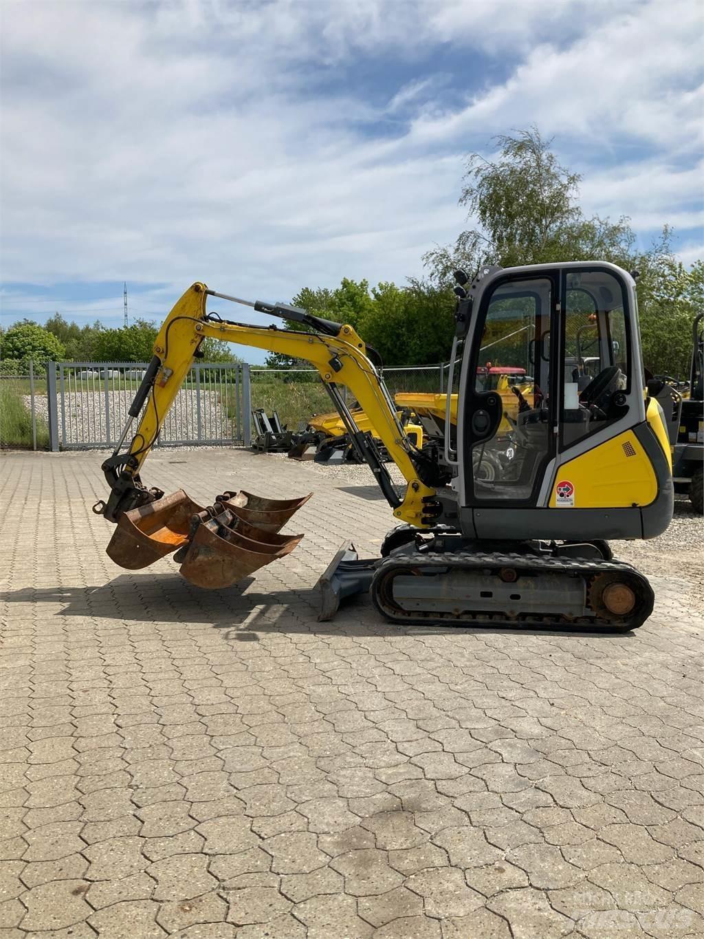 Wacker Neuson ET24 Mini bagri <7t