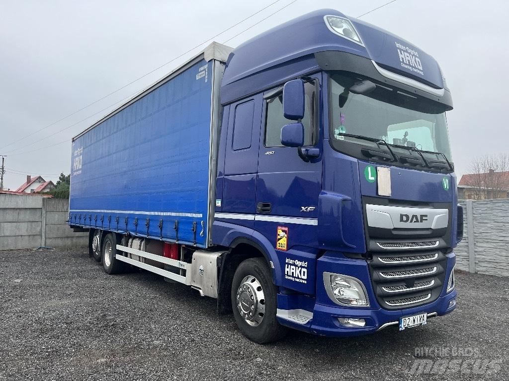 DAF Xf 106 FAR Tovornjaki s ponjavo