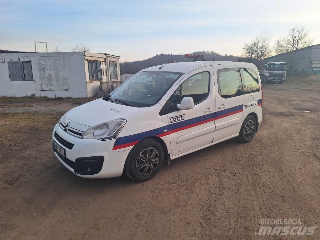 Citroën Berlingo Avtomobili