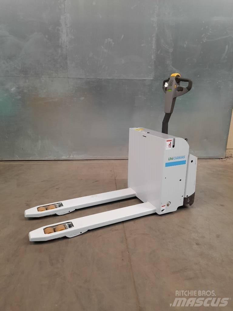 UniCarriers PLL 200 Električni nizko dvižni viličar