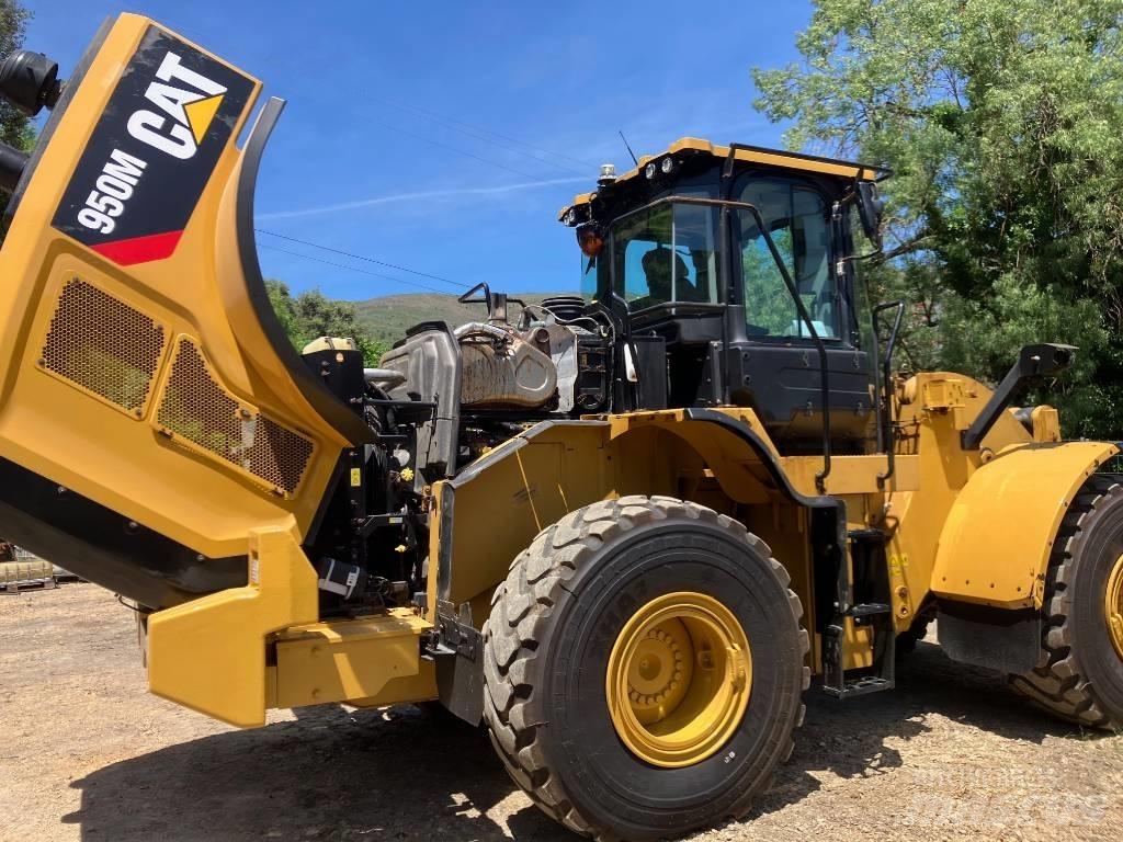 CAT 950 M Kolesni nakladalci