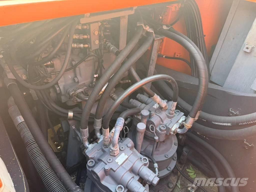 Hitachi ZX 470 Bagri goseničarji