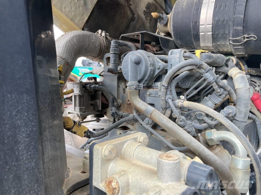 Bomag BW 216 DH-4 Enojni valjarji