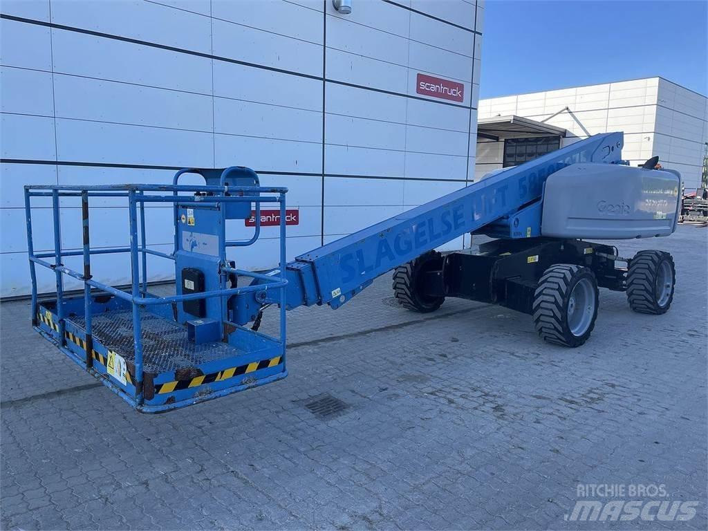 Genie S-60HC Zglobne dvižne ploščadi