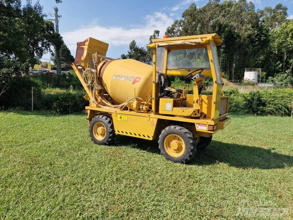 Dieci DH 692 Mešalec betona / malte