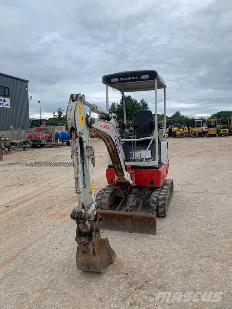 Takeuchi TB 215 R Mini bagri <7t