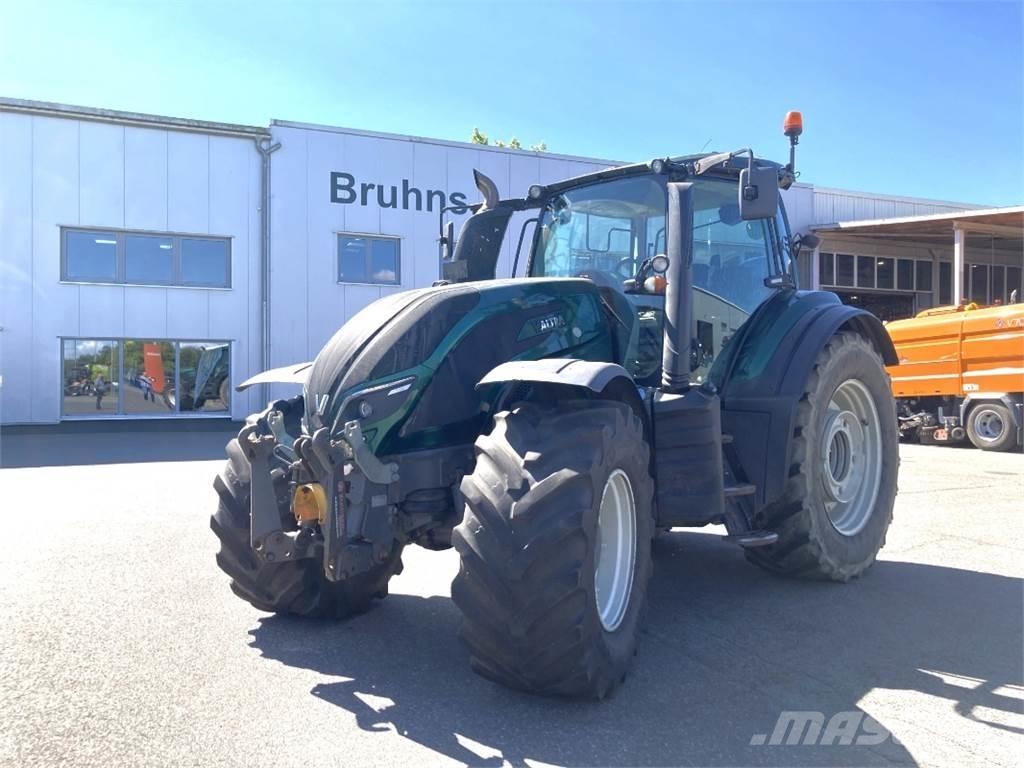 Valtra T 234 A Traktorji