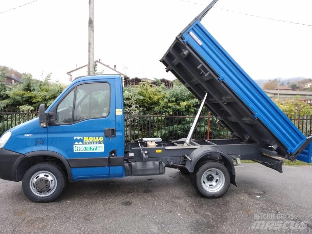 Iveco Daily 35 C 11 Tovornjaki s kesonom/platojem
