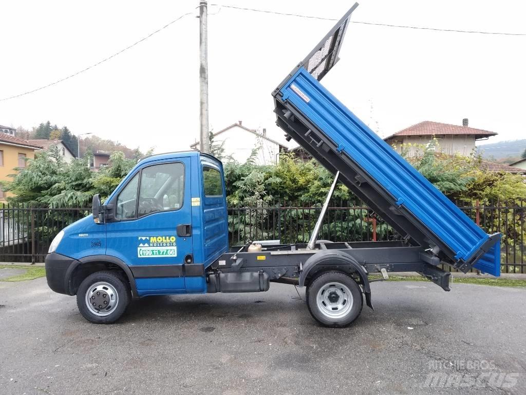 Iveco Daily 35 C 11 Tovornjaki s kesonom/platojem