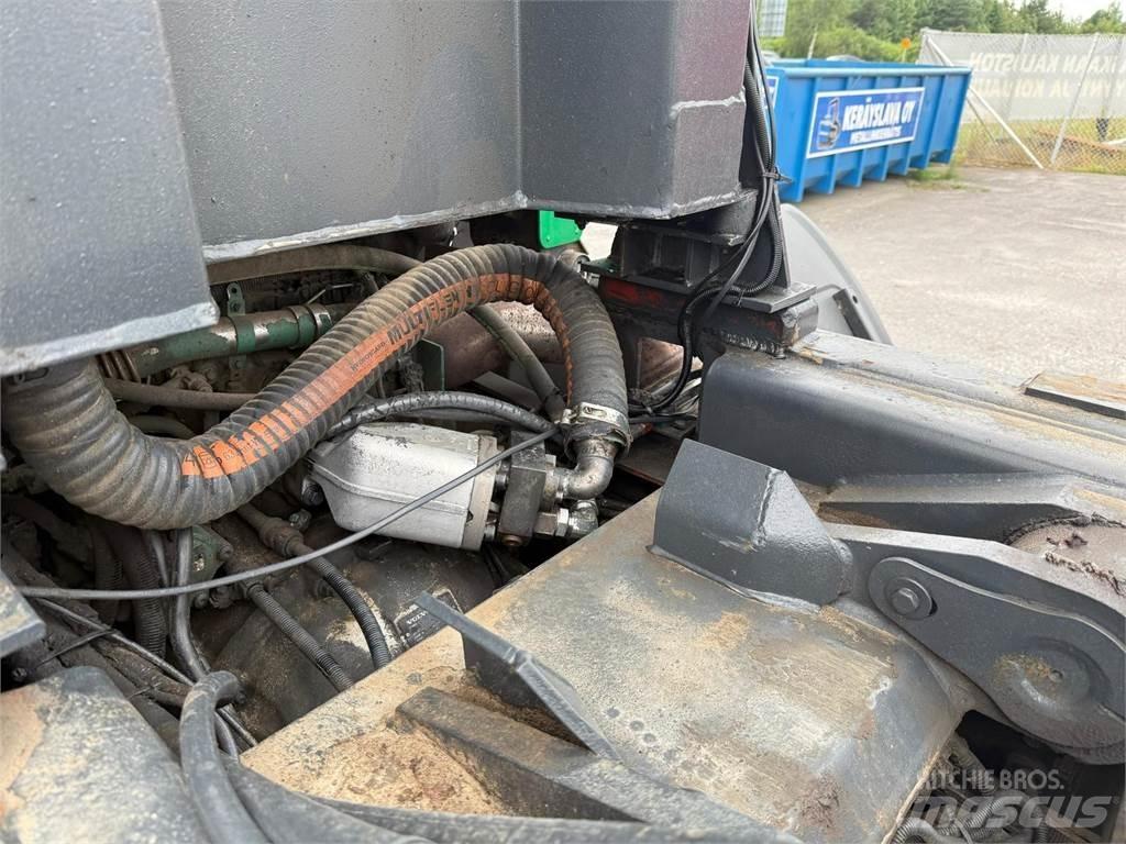 Volvo FE320 6x2*4 Kotalni prekucni tovornjaki