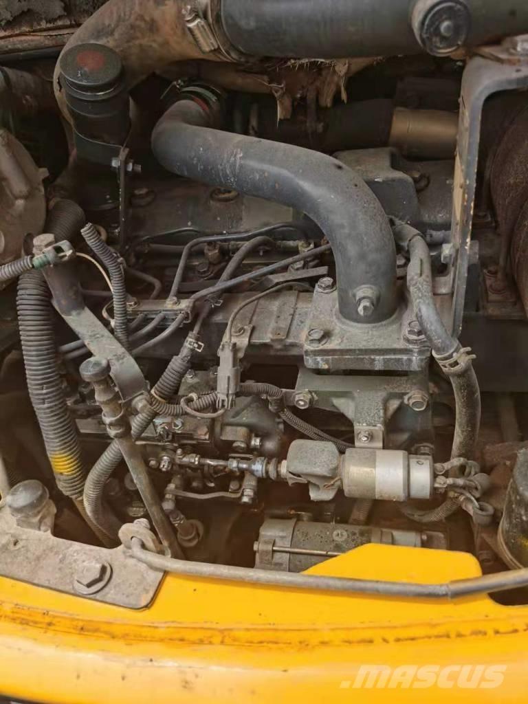 Komatsu PC 78 US-6NO Midi bagri 7t – 12t