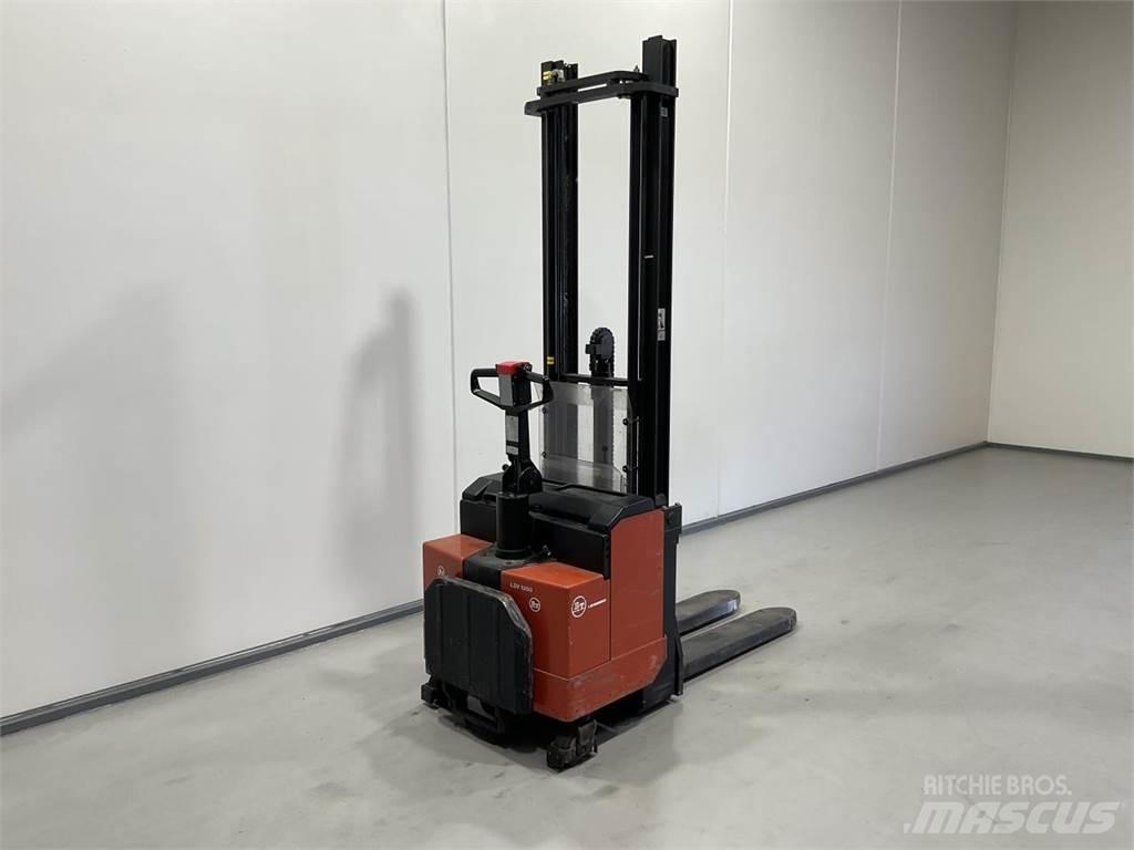 BT LSV 1250/11 Samopogonski ročni viličarji