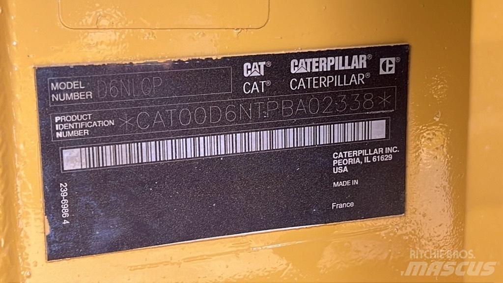 CAT D 6 N LGP Buldožerji goseničarji