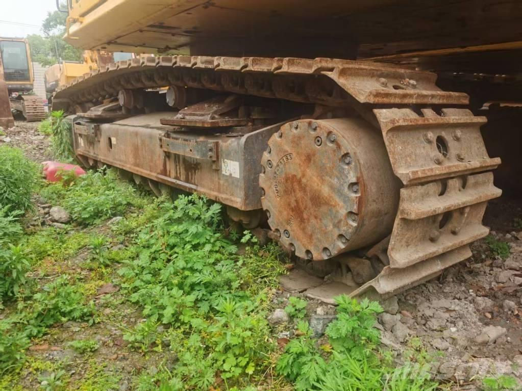 Komatsu PC 450-8 Bagri goseničarji
