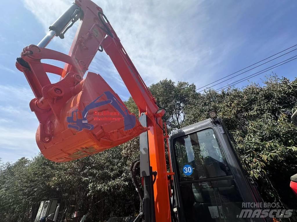 Hitachi ZX50 Mini bagri <7t