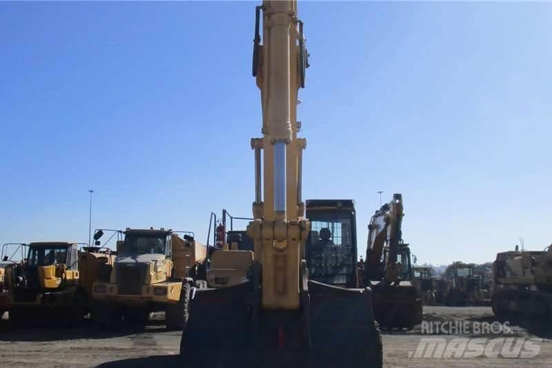 Komatsu PC450LC Mini bagri <7t