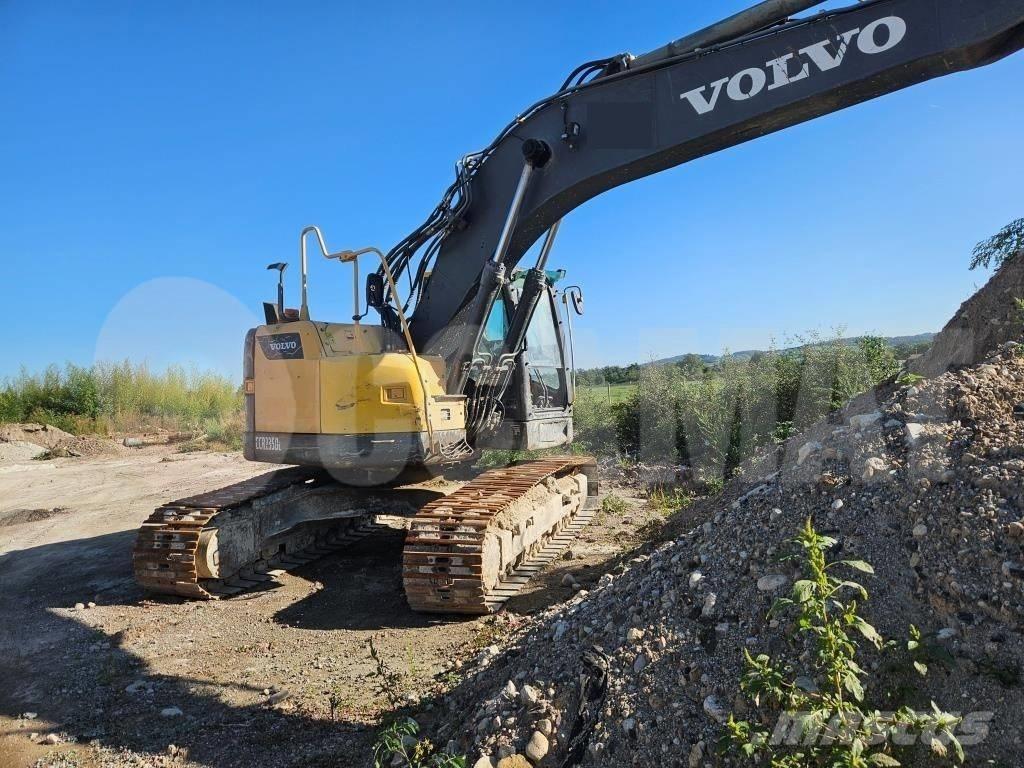 Volvo ECR 235 D Bagri goseničarji