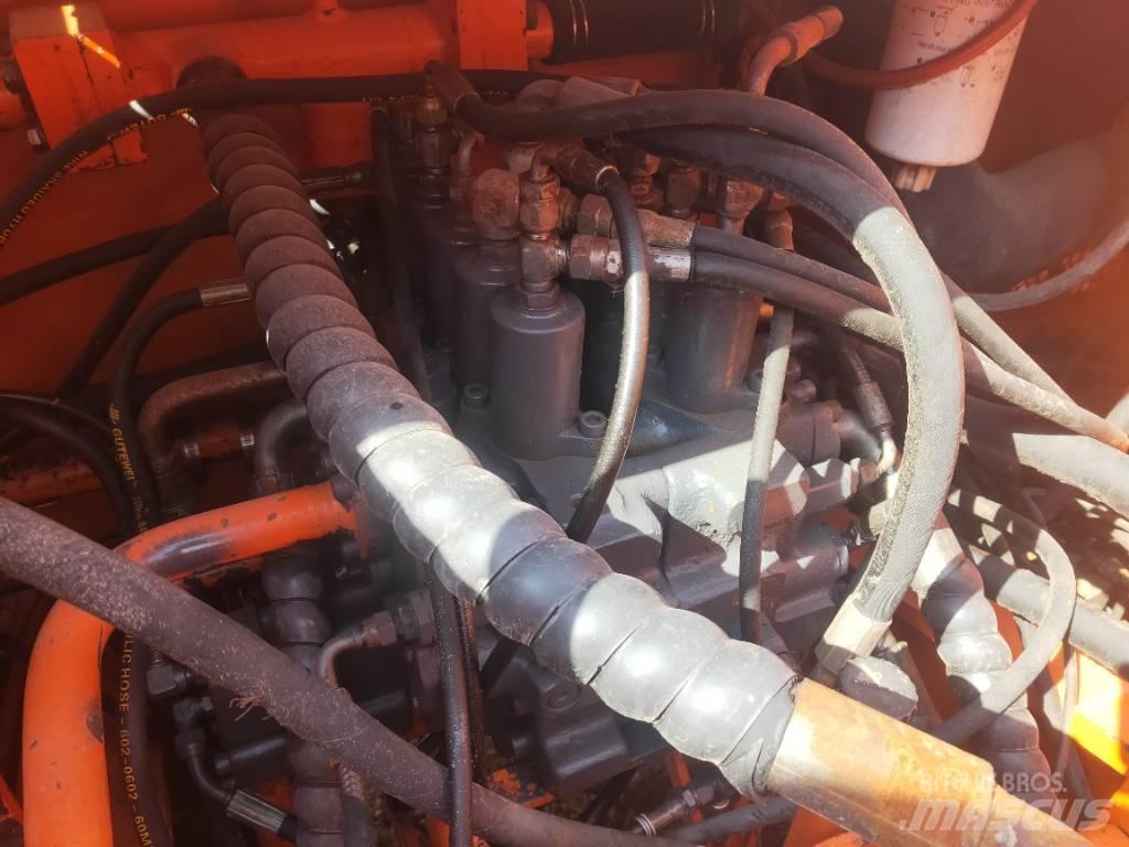 Doosan DH220LC-7 Bagri goseničarji