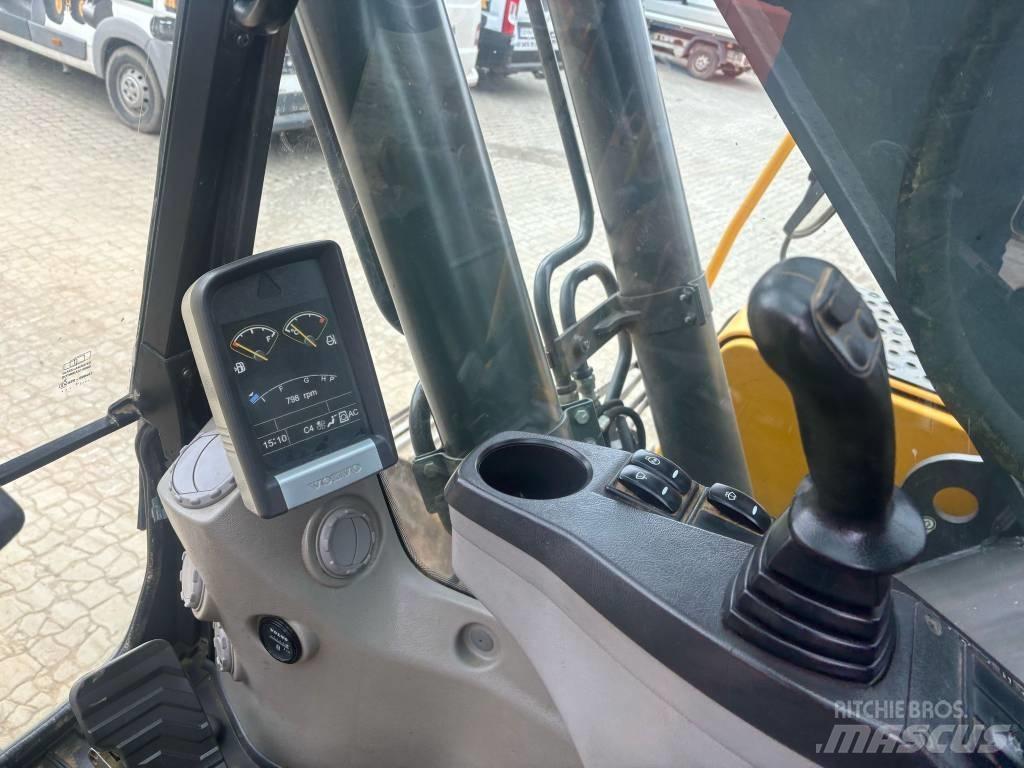 Volvo EC 220 D Bagri goseničarji