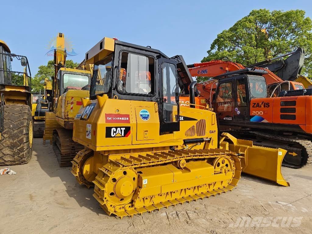 CAT D5K Buldožerji goseničarji