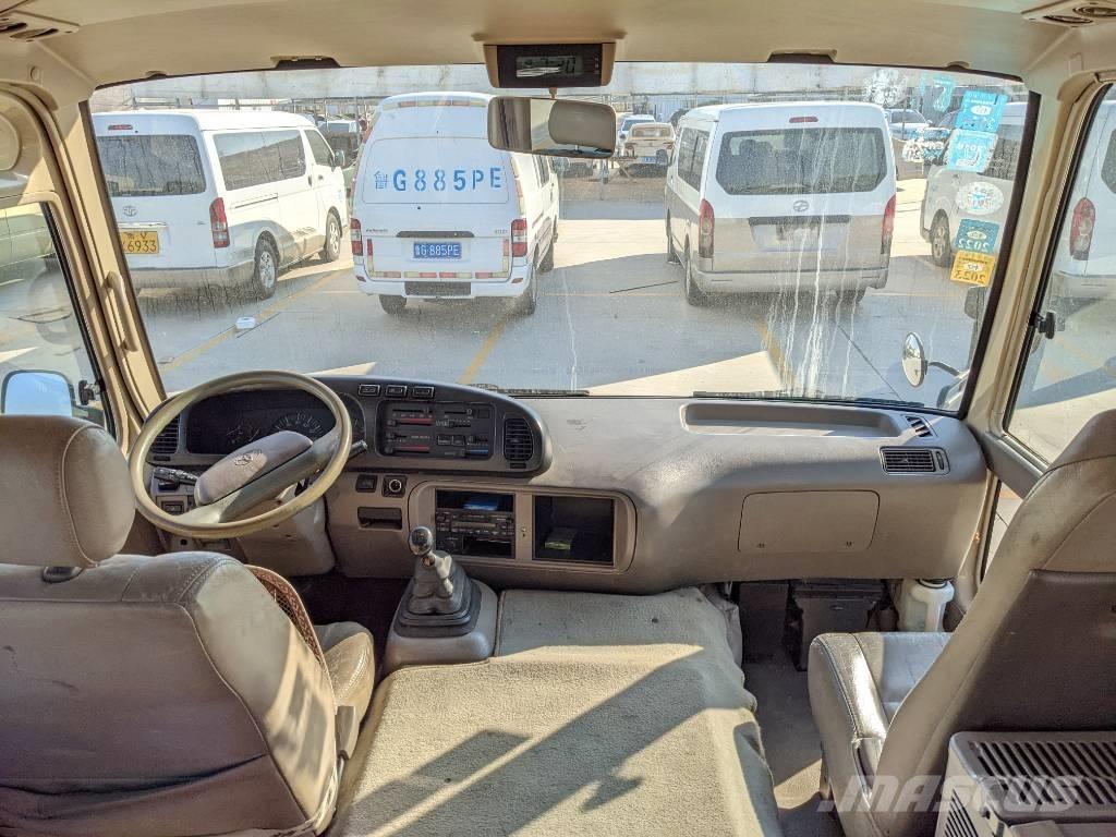 Toyota Coaster Bus Mini avtobusi