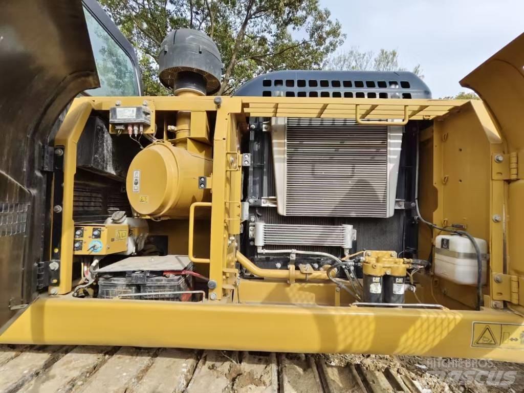CAT 320 D2 Bagri goseničarji