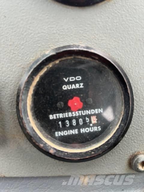 Volvo A 25 C Zglobni demperji