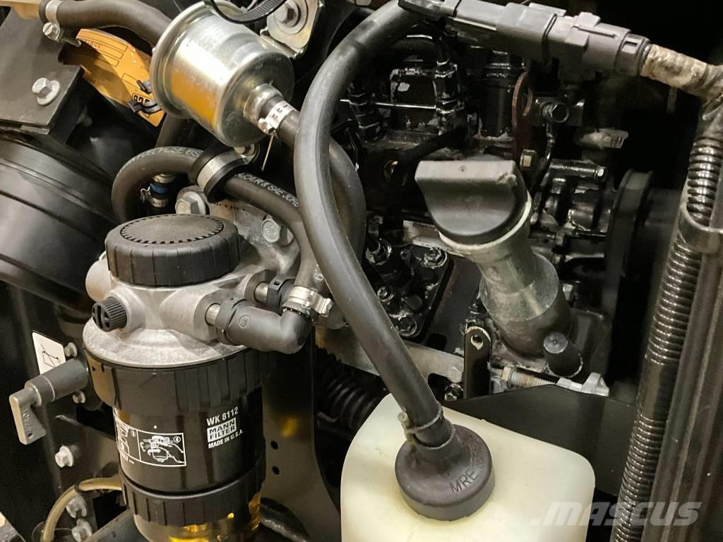 JCB 16 C-1 Mini bagri <7t